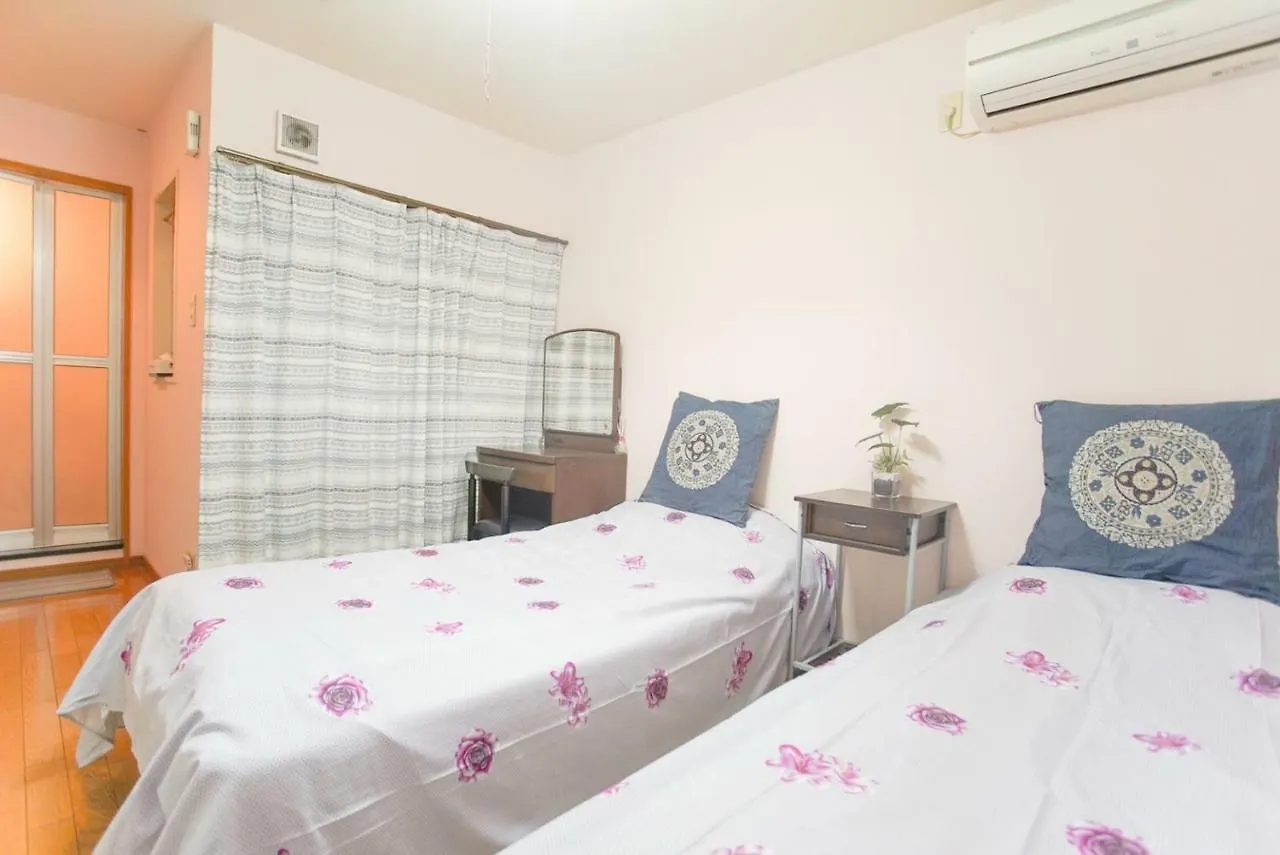 Gu Freedom Home Ósaka