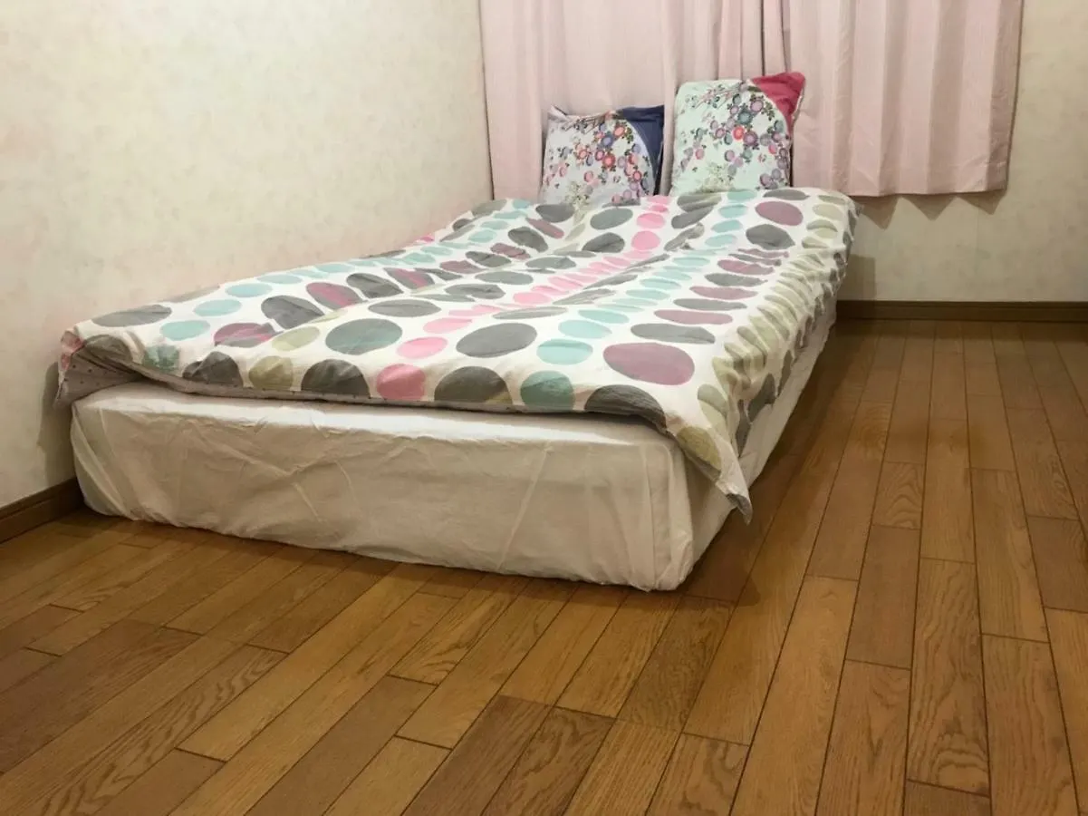 Gu Freedom Home Osaka Apartment